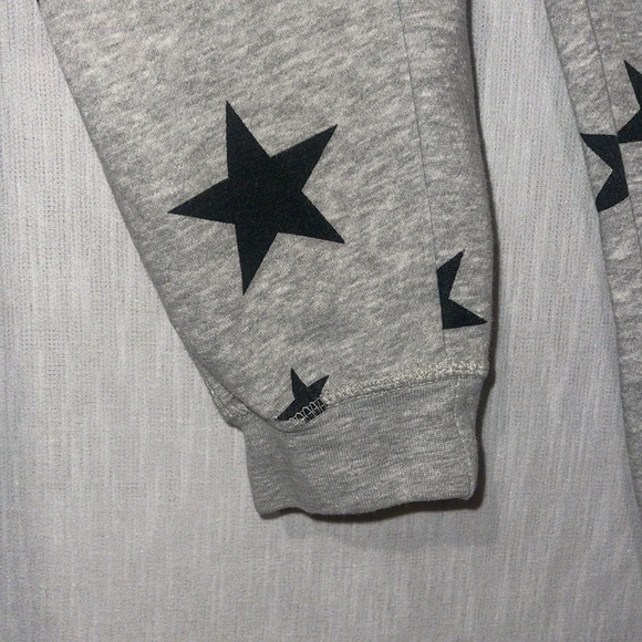 Gray with black stars - Small - Picture 4 of 9